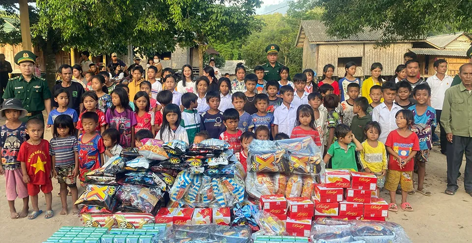 Biểu tượng giá trị cốt lõi và cam kết của 123 b